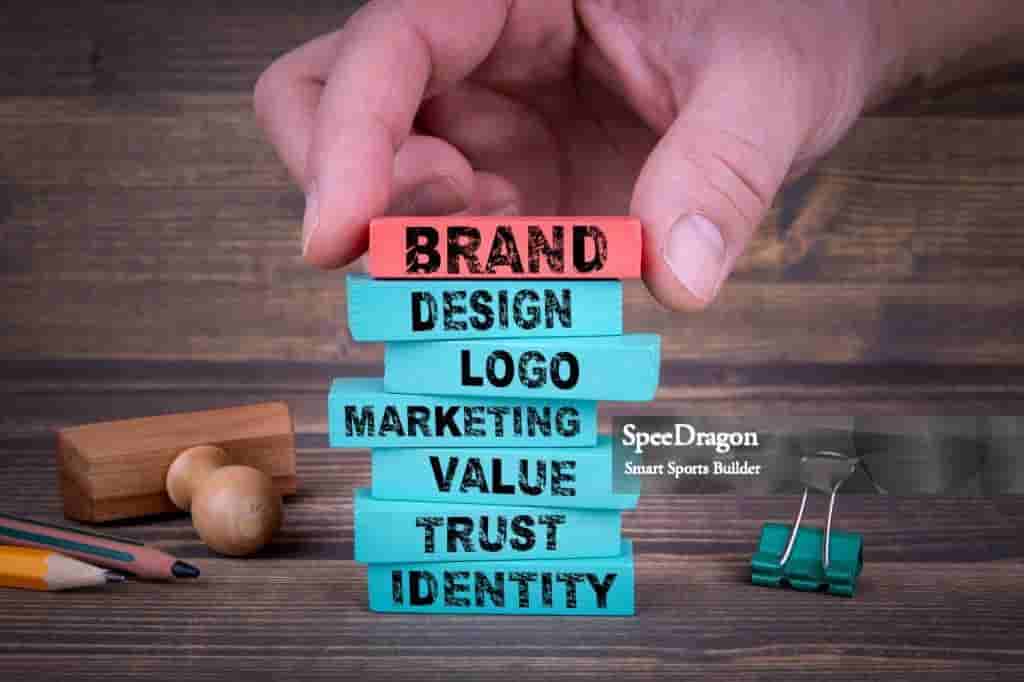 品牌增值展示，包括统一的品牌形象和标准化服务流程